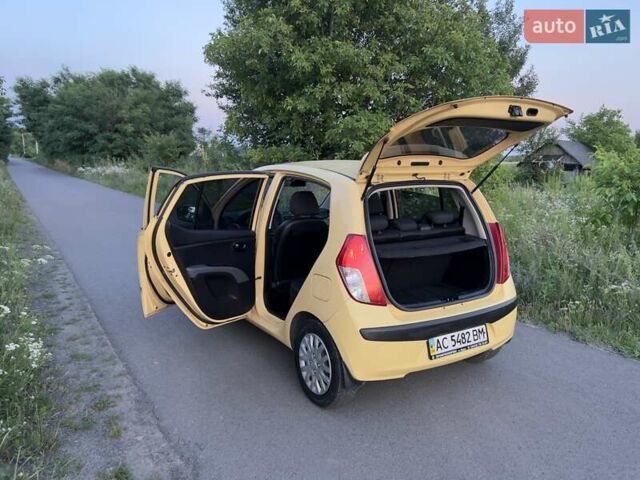 Жовтий Хендай і10, об'ємом двигуна 1.09 л та пробігом 198 тис. км за 4300 $, фото 4 на Automoto.ua