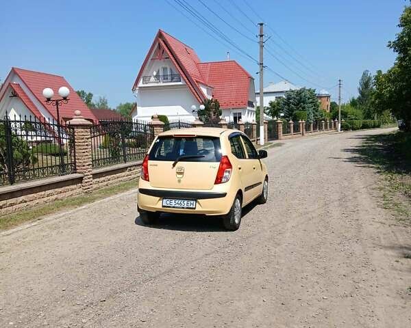 Желтый Хендай и10, объемом двигателя 1.09 л и пробегом 174 тыс. км за 4900 $, фото 6 на Automoto.ua