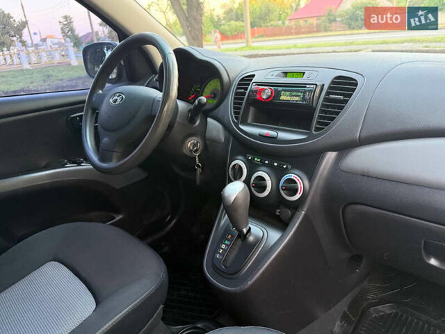 Желтый Хендай и10, объемом двигателя 1.1 л и пробегом 125 тыс. км за 6500 $, фото 23 на Automoto.ua