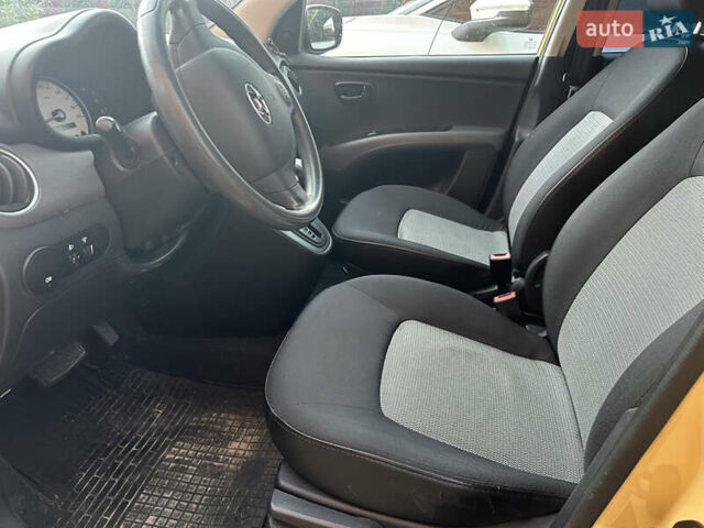 Жовтий Хендай і10, об'ємом двигуна 1.09 л та пробігом 120 тис. км за 4900 $, фото 8 на Automoto.ua