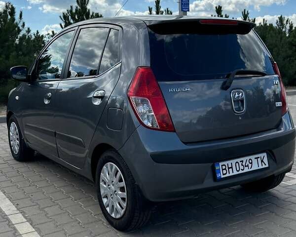 Серый Хендай и10, объемом двигателя 1.09 л и пробегом 150 тыс. км за 5900 $, фото 58 на Automoto.ua