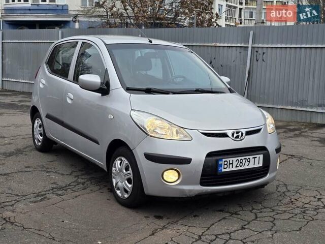 Серый Хендай и10, объемом двигателя 1.07 л и пробегом 134 тыс. км за 4999 $, фото 1 на Automoto.ua