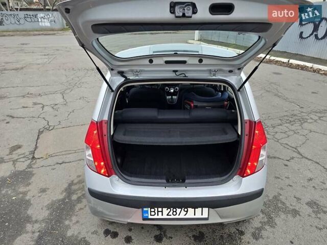 Серый Хендай и10, объемом двигателя 1.07 л и пробегом 134 тыс. км за 4999 $, фото 43 на Automoto.ua