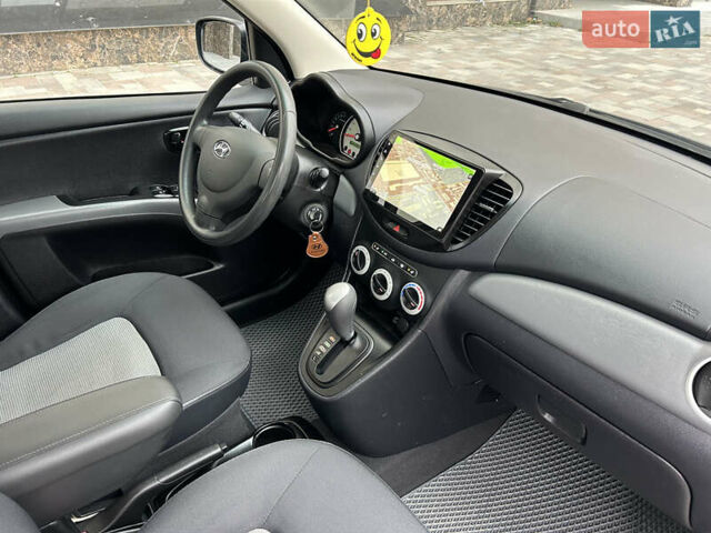 Серый Хендай и10, объемом двигателя 1.1 л и пробегом 50 тыс. км за 7999 $, фото 20 на Automoto.ua