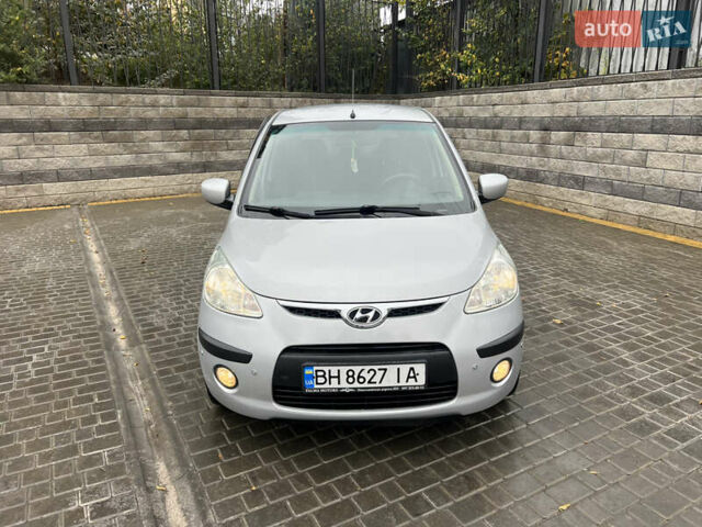 Хендай и10 2008 в Одессе на Automoto.ua Серый Хендай и10, объемом двигателя 1.09 л и пробегом 88 тыс. км за 4850 $, фото 1 на Automoto.ua