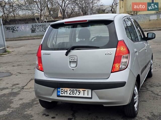 Серый Хендай и10, объемом двигателя 1.07 л и пробегом 134 тыс. км за 4999 $, фото 7 на Automoto.ua