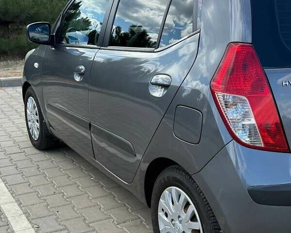 Серый Хендай и10, объемом двигателя 1.09 л и пробегом 150 тыс. км за 5900 $, фото 29 на Automoto.ua