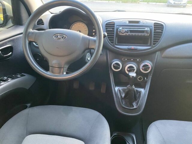 Серый Хендай и10, объемом двигателя 1.1 л и пробегом 205 тыс. км за 4050 $, фото 6 на Automoto.ua