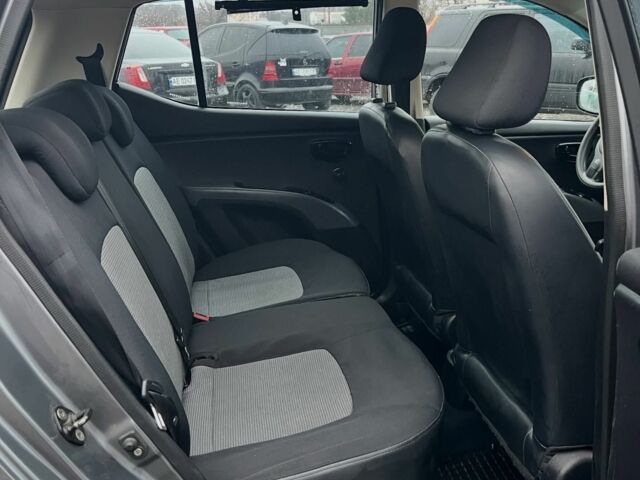 Серый Хендай и10, объемом двигателя 0 л и пробегом 156 тыс. км за 3999 $, фото 7 на Automoto.ua