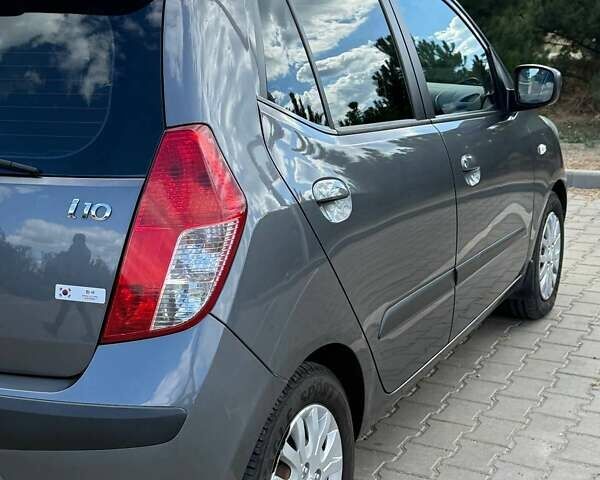 Серый Хендай и10, объемом двигателя 1.09 л и пробегом 150 тыс. км за 5900 $, фото 28 на Automoto.ua