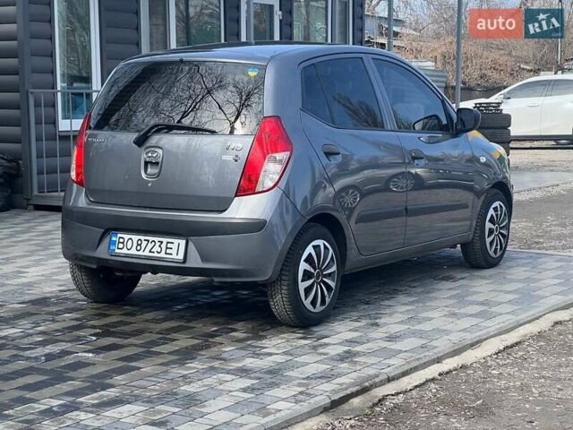 Серый Хендай и10, объемом двигателя 1.09 л и пробегом 187 тыс. км за 5600 $, фото 2 на Automoto.ua