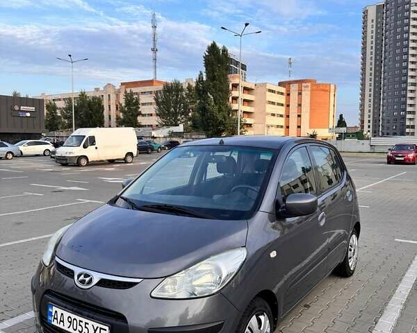 Серый Хендай и10, объемом двигателя 1.09 л и пробегом 85 тыс. км за 6500 $, фото 3 на Automoto.ua