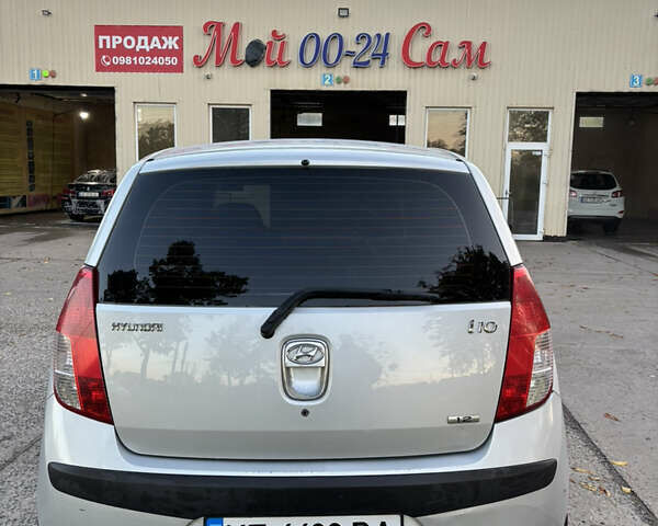 Серый Хендай и10, объемом двигателя 1.2 л и пробегом 166 тыс. км за 4800 $, фото 2 на Automoto.ua