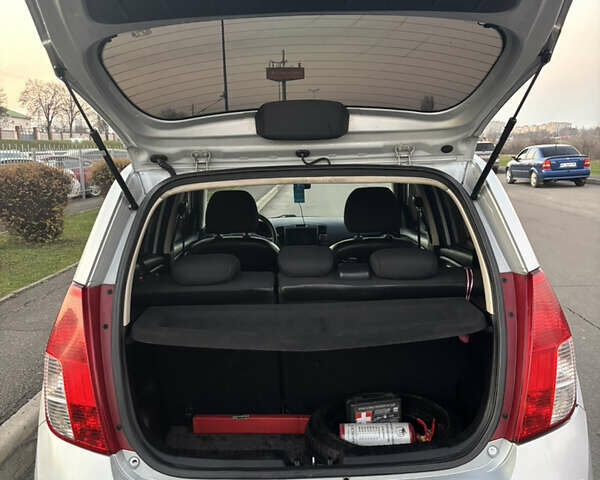 Серый Хендай и10, объемом двигателя 1.2 л и пробегом 166 тыс. км за 4800 $, фото 8 на Automoto.ua