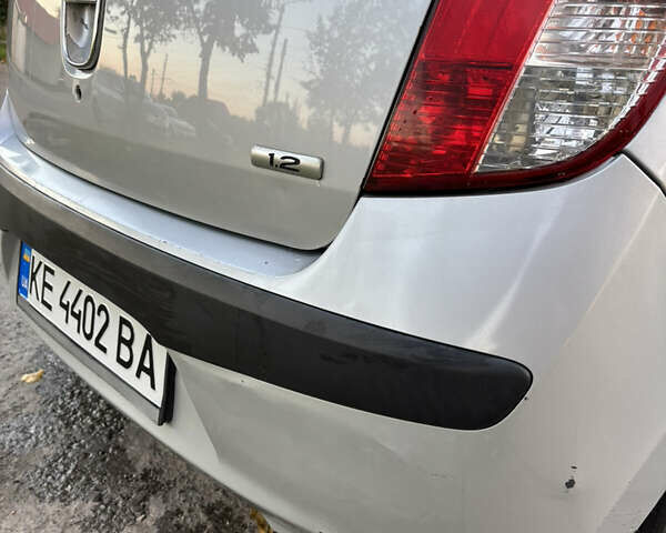 Серый Хендай и10, объемом двигателя 1.2 л и пробегом 166 тыс. км за 4800 $, фото 7 на Automoto.ua