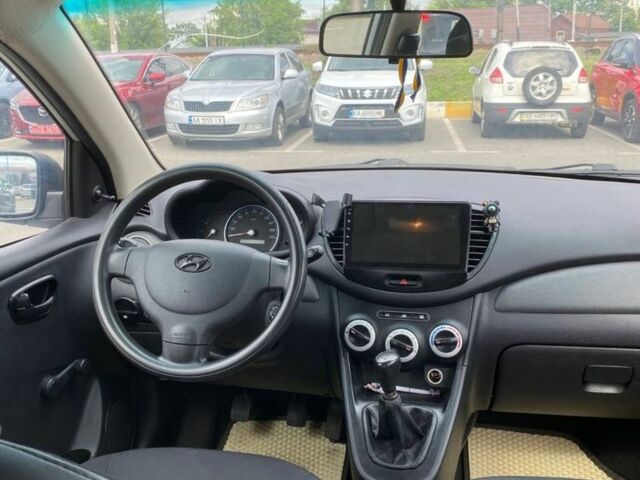 Серый Хендай и10, объемом двигателя 1.1 л и пробегом 218 тыс. км за 3600 $, фото 4 на Automoto.ua