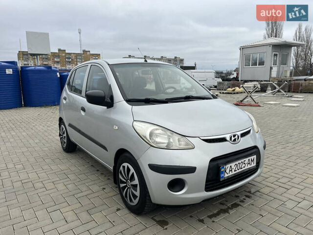 Сірий Хендай і10, об'ємом двигуна 1.09 л та пробігом 219 тис. км за 3800 $, фото 7 на Automoto.ua