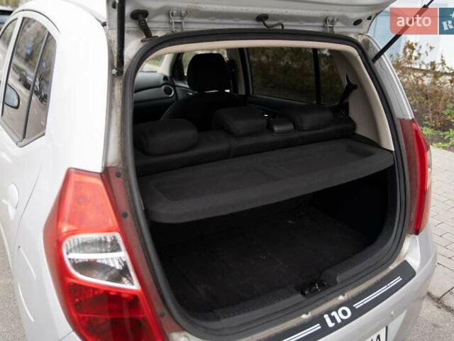 Серый Хендай и10, объемом двигателя 1.25 л и пробегом 97 тыс. км за 6490 $, фото 10 на Automoto.ua