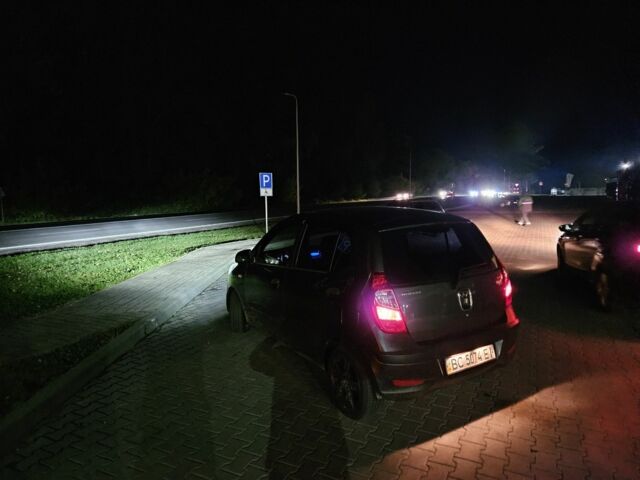 Серый Хендай и10, объемом двигателя 1.1 л и пробегом 174 тыс. км за 4500 $, фото 20 на Automoto.ua