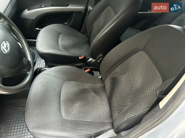 Сірий Хендай і10, об'ємом двигуна 1.09 л та пробігом 143 тис. км за 3999 $, фото 16 на Automoto.ua