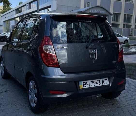 Хендай и10 2012 в Одессе на Automoto.ua Серый Хендай и10, объемом двигателя 1.2 л и пробегом 76 тыс. км за 7000 $, фото 3 на Automoto.ua