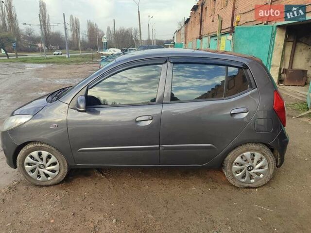 Сірий Хендай і10, об'ємом двигуна 1.09 л та пробігом 120 тис. км за 6200 $, фото 4 на Automoto.ua