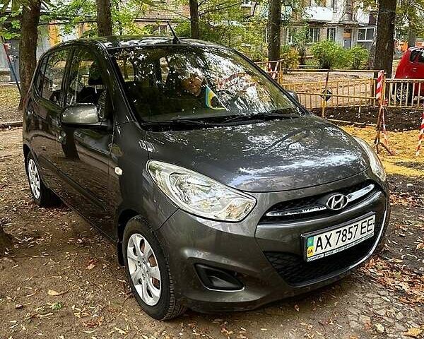 Серый Хендай и10, объемом двигателя 1.1 л и пробегом 103 тыс. км за 7000 $, фото 2 на Automoto.ua