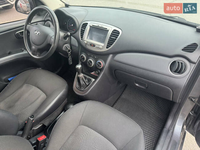 Серый Хендай и10, объемом двигателя 1.09 л и пробегом 130 тыс. км за 5700 $, фото 20 на Automoto.ua