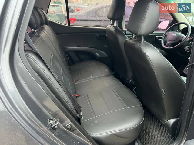 Серый Хендай и10, объемом двигателя 1.09 л и пробегом 159 тыс. км за 5400 $, фото 9 на Automoto.ua