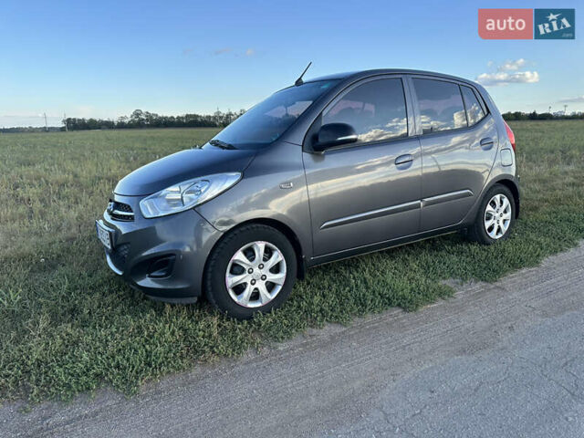 Сірий Хендай і10, об'ємом двигуна 1.09 л та пробігом 157 тис. км за 5400 $, фото 10 на Automoto.ua