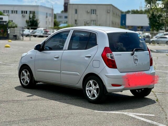 Хендай и10 2013 в Киеве на Automoto.ua Серый Хендай и10, объемом двигателя 10 л и пробегом 70 тыс. км за 7500 $, фото 13 на Automoto.ua