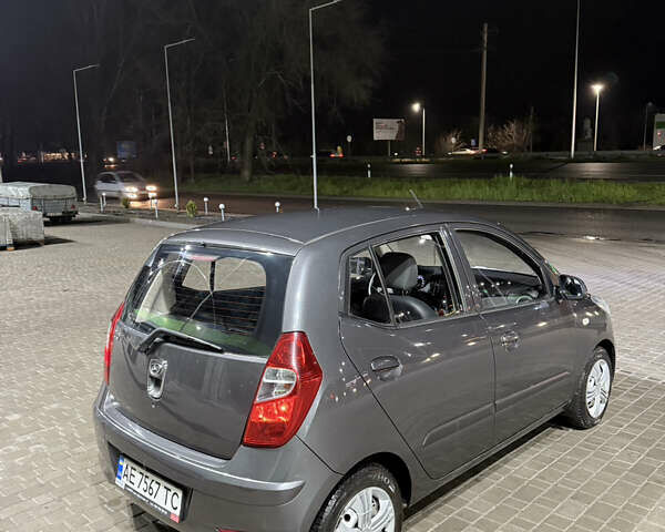 Серый Хендай и10, объемом двигателя 1.1 л и пробегом 76 тыс. км за 7550 $, фото 11 на Automoto.ua