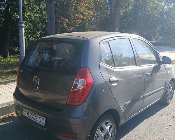 Хендай и10 2013 в Киеве на Automoto.ua Серый Хендай и10, объемом двигателя 1.09 л и пробегом 101 тыс. км за 5200 $, фото 2 на Automoto.ua