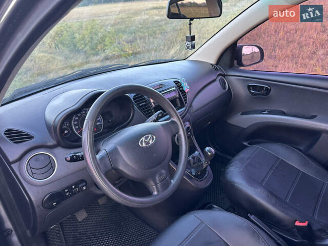 Сірий Хендай і10, об'ємом двигуна 1.09 л та пробігом 157 тис. км за 5400 $, фото 15 на Automoto.ua