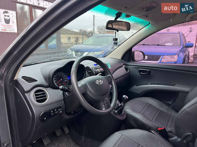 Серый Хендай и10, объемом двигателя 1.09 л и пробегом 159 тыс. км за 5400 $, фото 12 на Automoto.ua