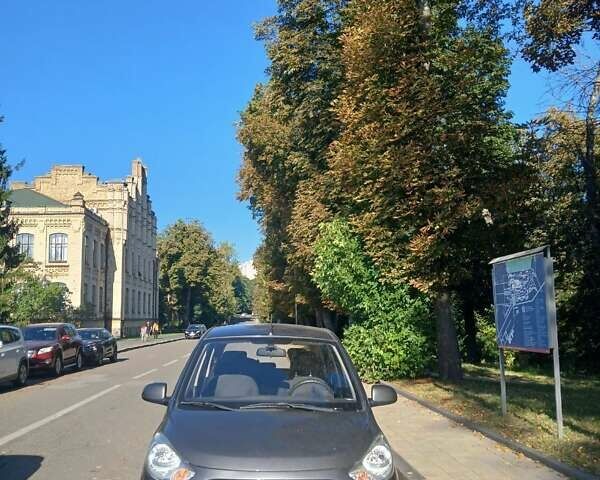 Хендай и10 2013 в Киеве на Automoto.ua Серый Хендай и10, объемом двигателя 1.09 л и пробегом 101 тыс. км за 5200 $, фото 11 на Automoto.ua