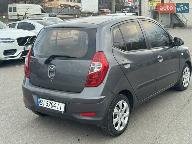 Серый Хендай и10, объемом двигателя 1.09 л и пробегом 130 тыс. км за 5700 $, фото 4 на Automoto.ua