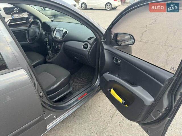 Серый Хендай и10, объемом двигателя 1.09 л и пробегом 130 тыс. км за 5700 $, фото 12 на Automoto.ua