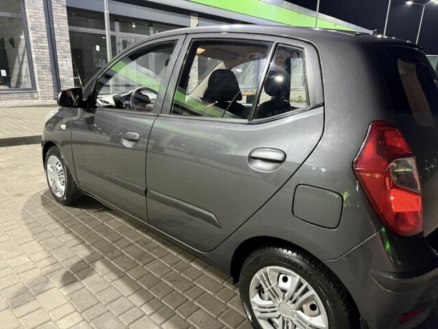 Сірий Хендай і10, об'ємом двигуна 1.1 л та пробігом 76 тис. км за 7599 $, фото 6 на Automoto.ua