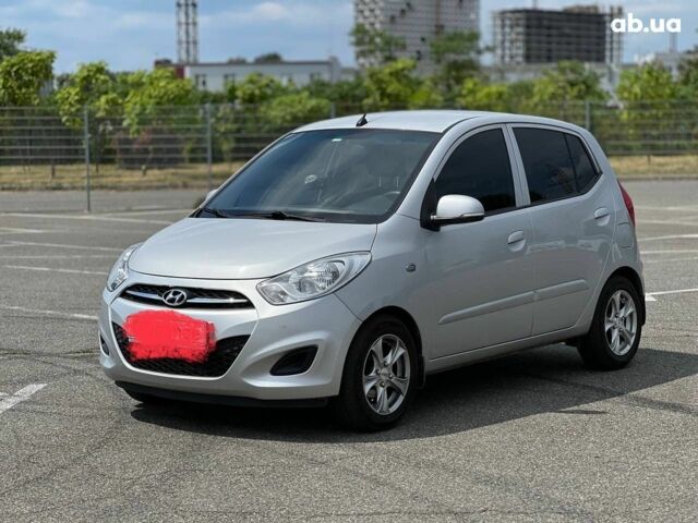 Хендай и10 2013 в Киеве на Automoto.ua Серый Хендай и10, объемом двигателя 10 л и пробегом 70 тыс. км за 7500 $, фото 5 на Automoto.ua