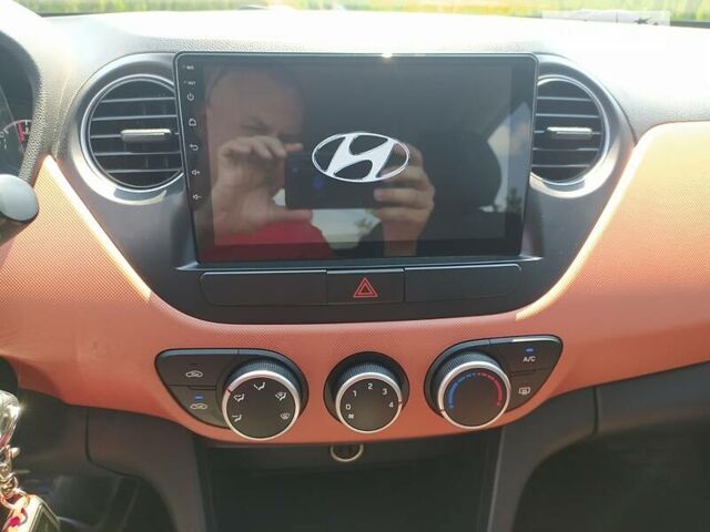 Серый Хендай и10, объемом двигателя 1.2 л и пробегом 16 тыс. км за 14400 $, фото 27 на Automoto.ua