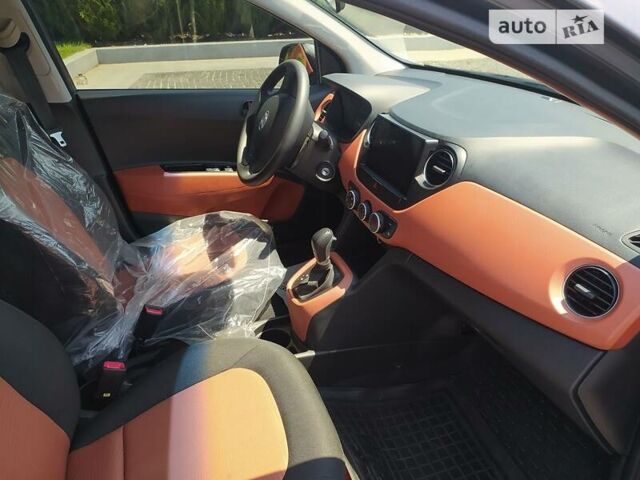 Серый Хендай и10, объемом двигателя 1.2 л и пробегом 16 тыс. км за 14700 $, фото 18 на Automoto.ua