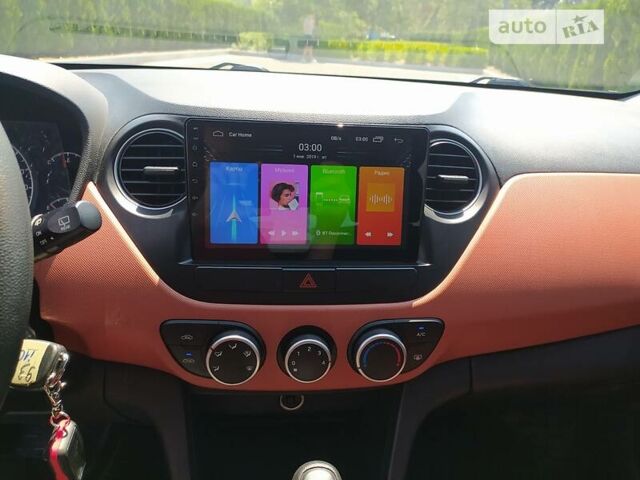 Серый Хендай и10, объемом двигателя 1.2 л и пробегом 16 тыс. км за 14400 $, фото 39 на Automoto.ua