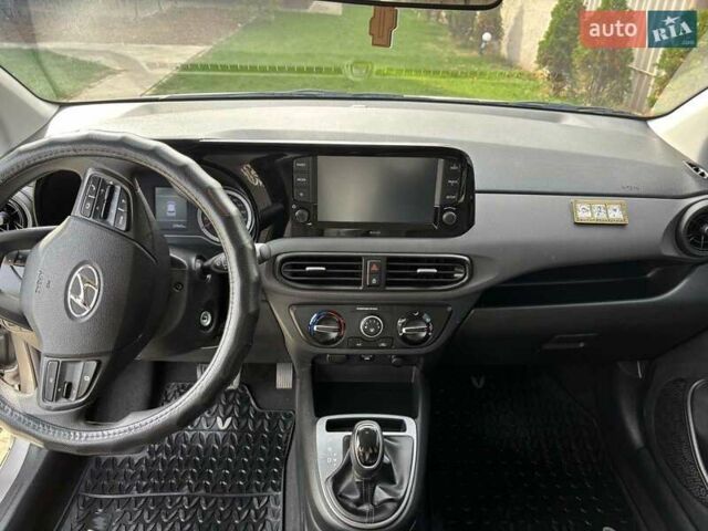 Серый Хендай и10, объемом двигателя 1.2 л и пробегом 29 тыс. км за 14800 $, фото 7 на Automoto.ua