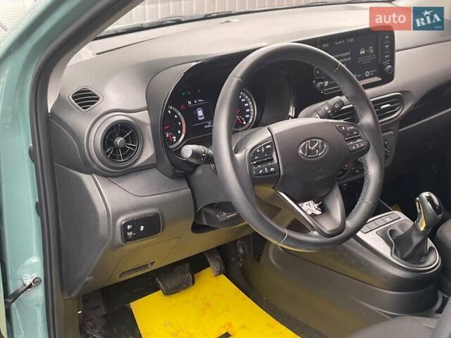 Хендай и10 2022 в Киеве на Automoto.ua Серый Хендай и10, объемом двигателя 1.2 л и пробегом 30 тыс. км за 15500 $, фото 32 на Automoto.ua