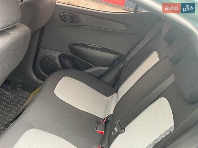 Хендай и10 2022 в Киеве на Automoto.ua Серый Хендай и10, объемом двигателя 1.2 л и пробегом 30 тыс. км за 15500 $, фото 31 на Automoto.ua