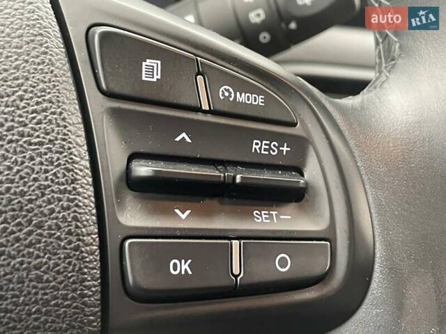 Хендай и10 2022 в Киеве на Automoto.ua Серый Хендай и10, объемом двигателя 1.2 л и пробегом 30 тыс. км за 15500 $, фото 47 на Automoto.ua