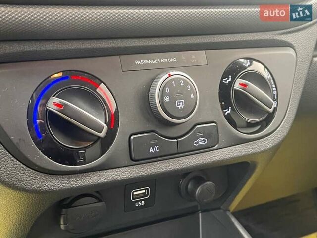 Хендай и10 2022 в Киеве на Automoto.ua Серый Хендай и10, объемом двигателя 1.2 л и пробегом 30 тыс. км за 15500 $, фото 44 на Automoto.ua