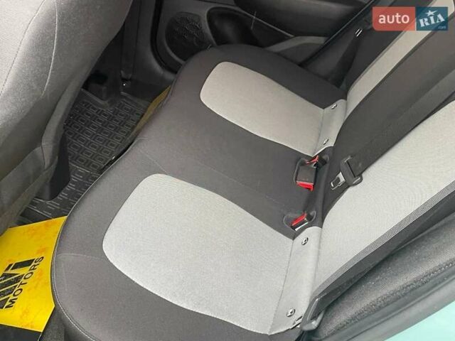 Хендай и10 2022 в Киеве на Automoto.ua Серый Хендай и10, объемом двигателя 1.2 л и пробегом 30 тыс. км за 15500 $, фото 48 на Automoto.ua