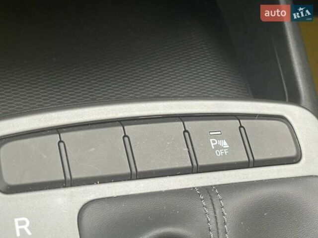 Хендай и10 2022 в Киеве на Automoto.ua Серый Хендай и10, объемом двигателя 1.2 л и пробегом 30 тыс. км за 15500 $, фото 40 на Automoto.ua